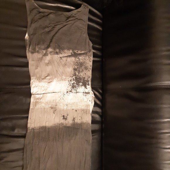 Religion Dress - Picture 3 of 3